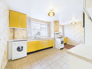 Photo 13- click for photo gallery